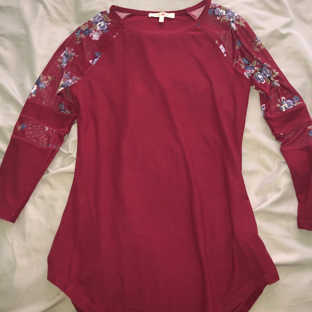 size small red long sleeve shirt with flowers